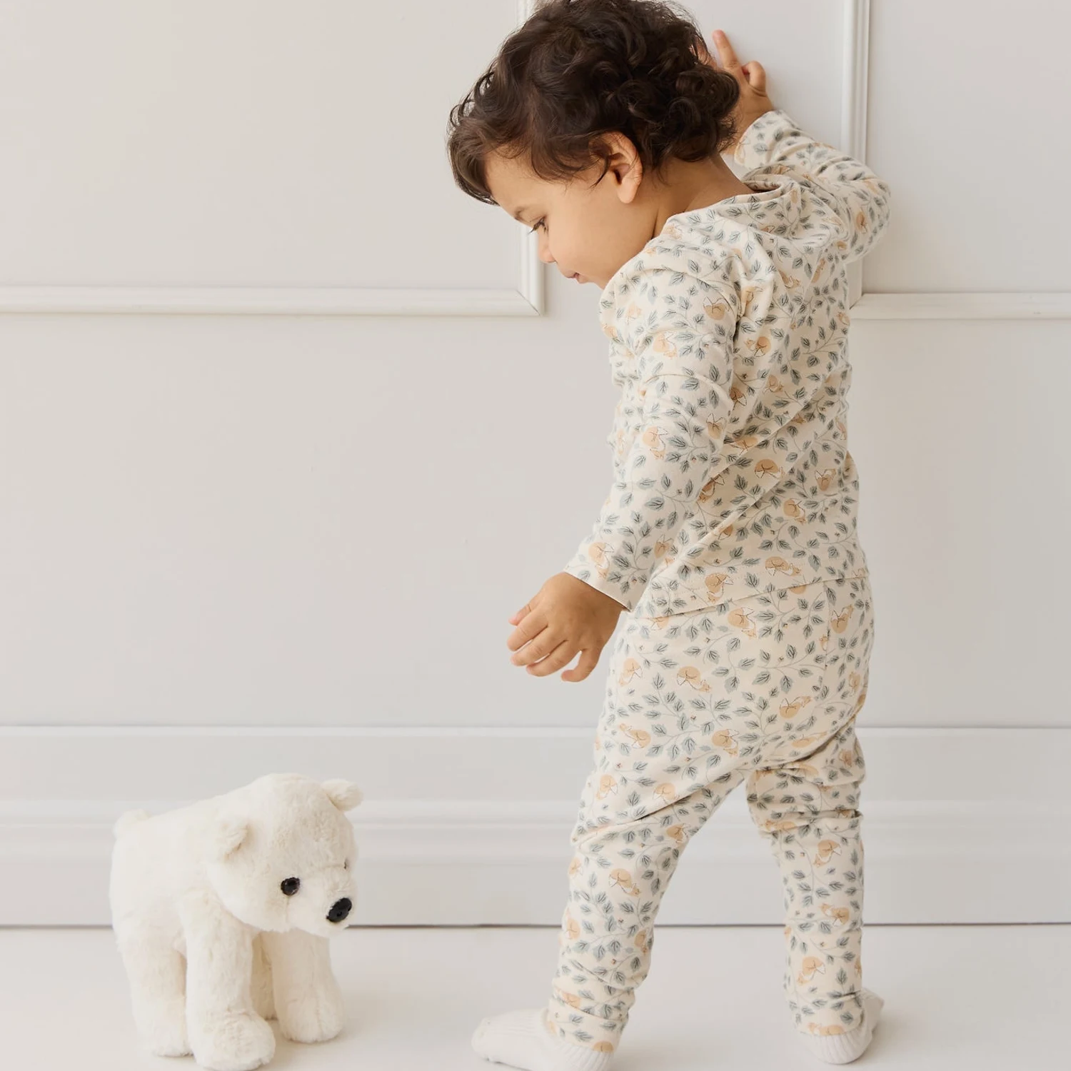 Snuggle Bunnies - Parker The Polar Bear