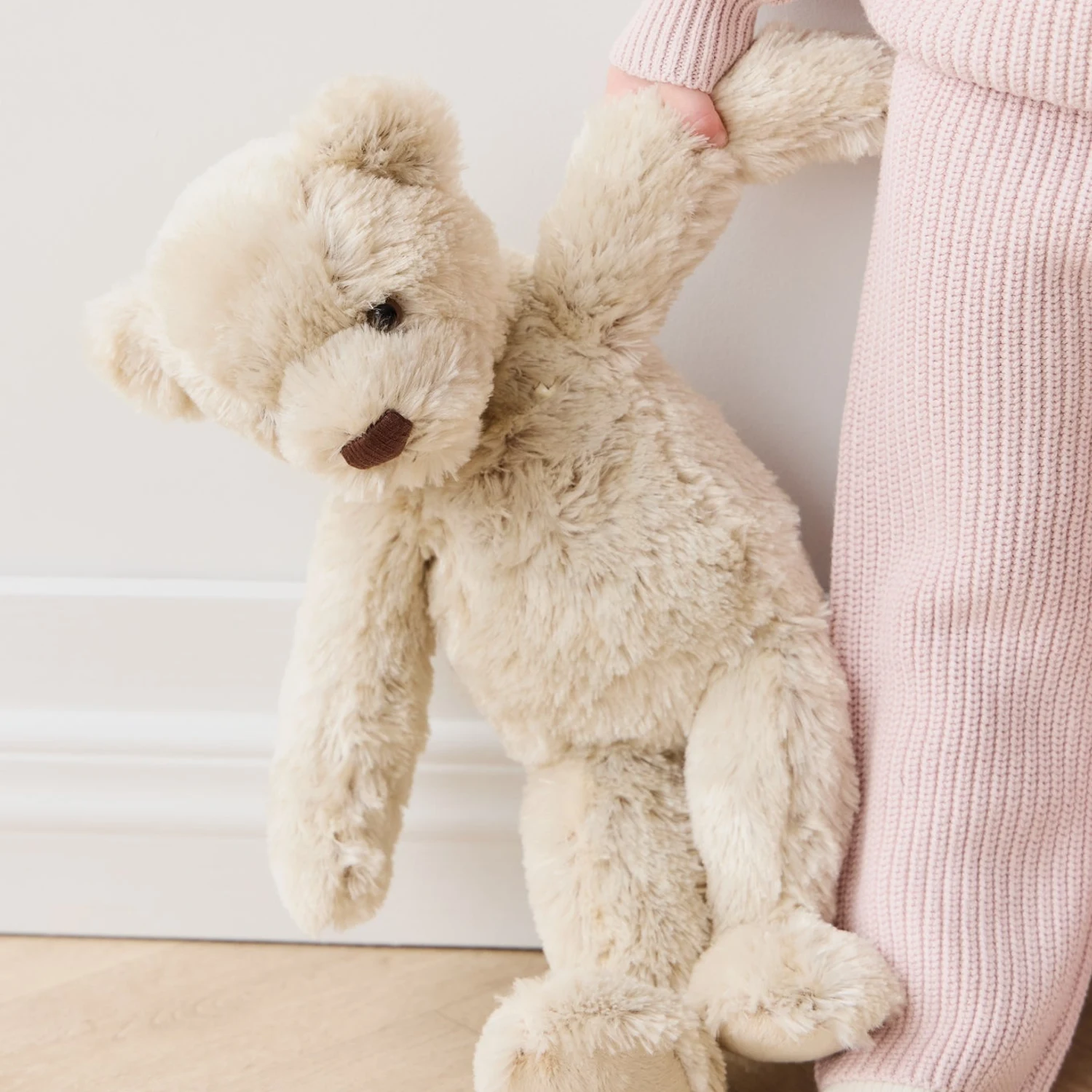 Snuggle Bunnies - Theo The Bear