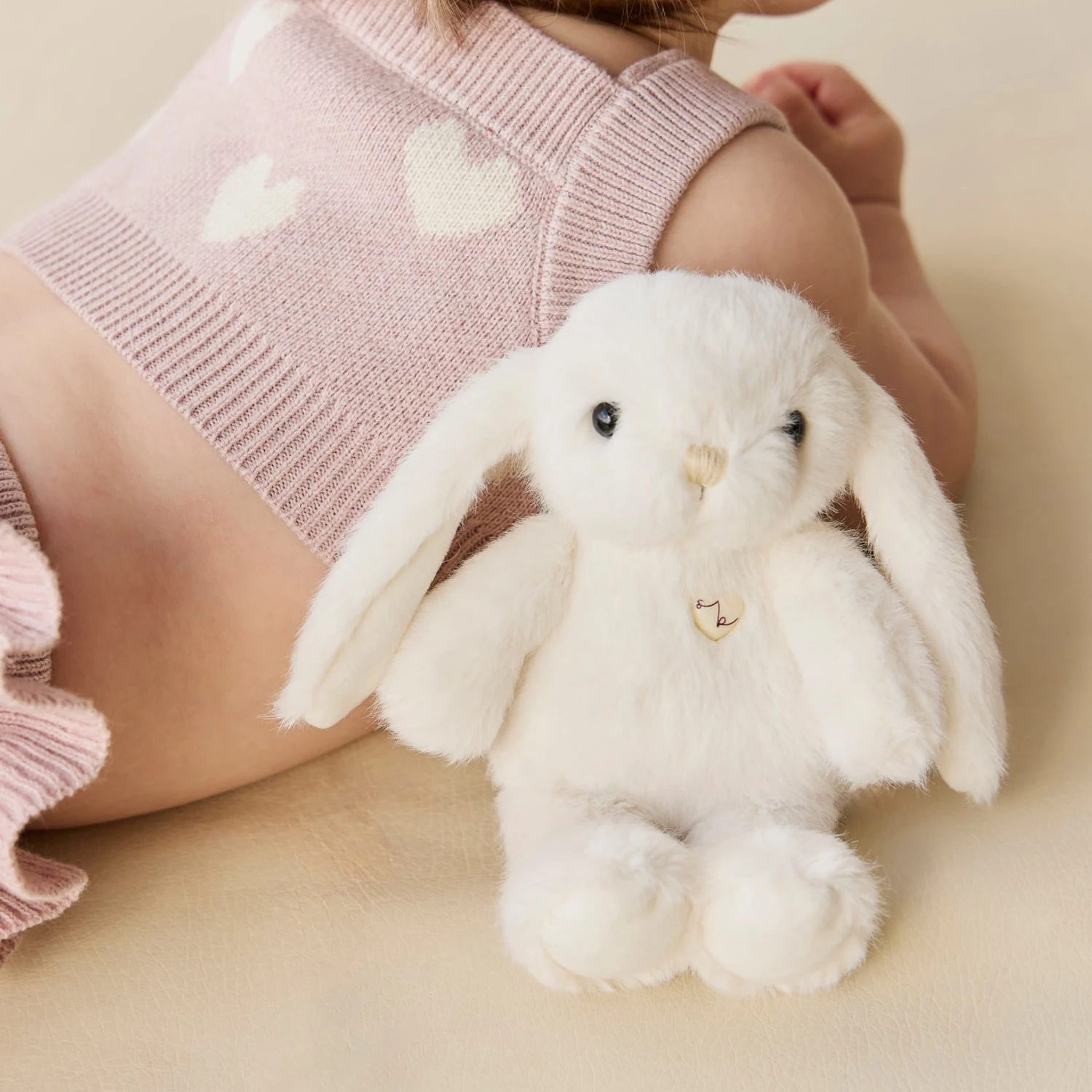 Snuggle Bunnies - Little Penelope - Marshmallow