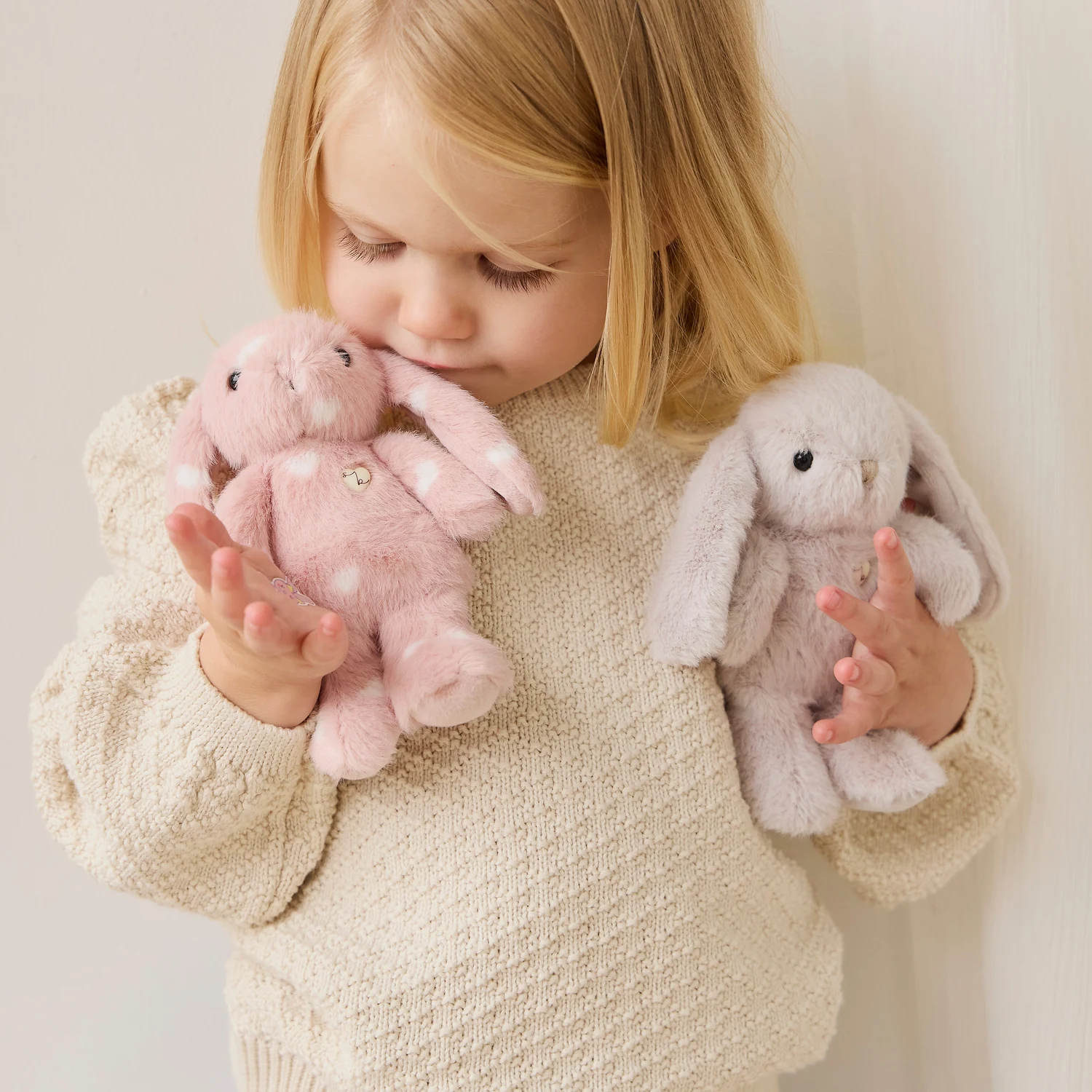Snuggle Bunnies - Little Penelope - Beige