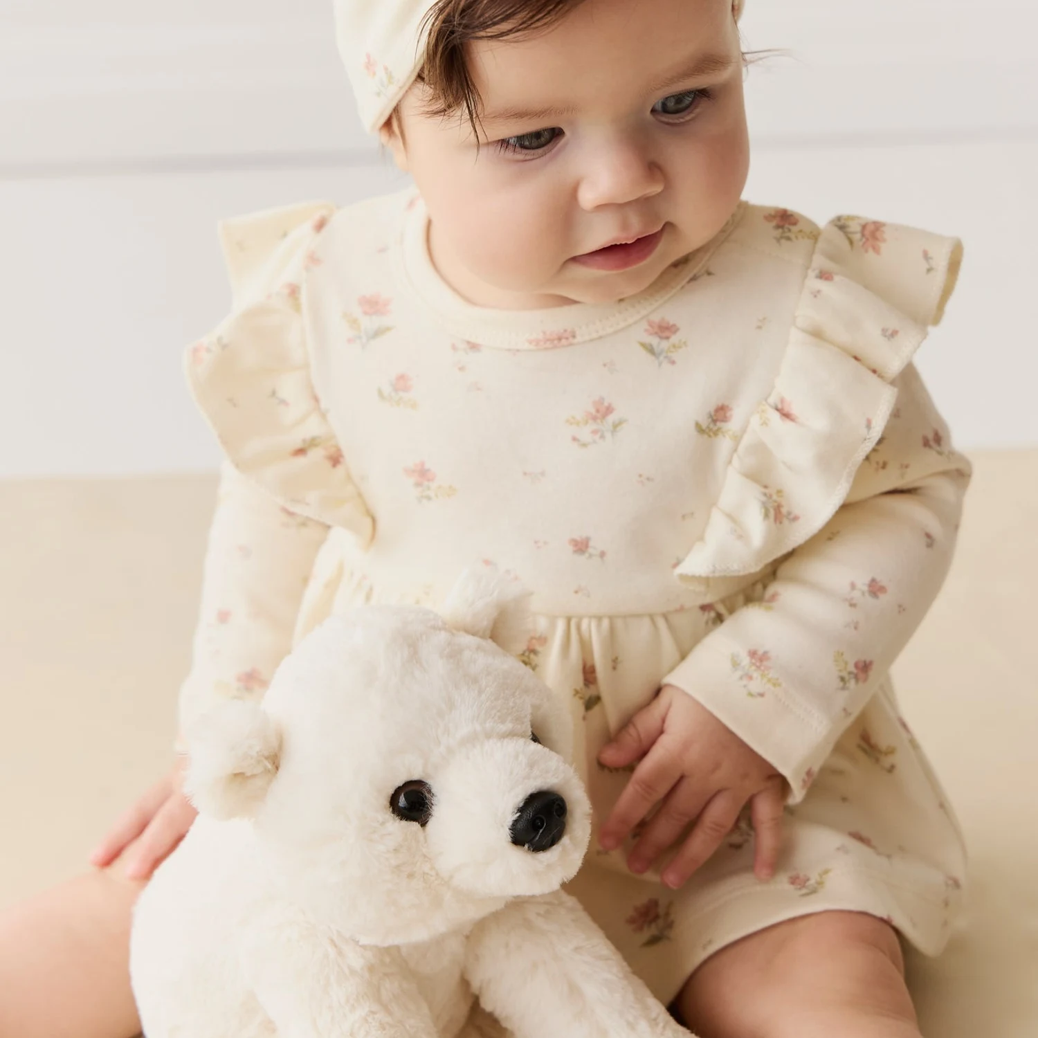 Snuggle Bunnies - Parker The Polar Bear