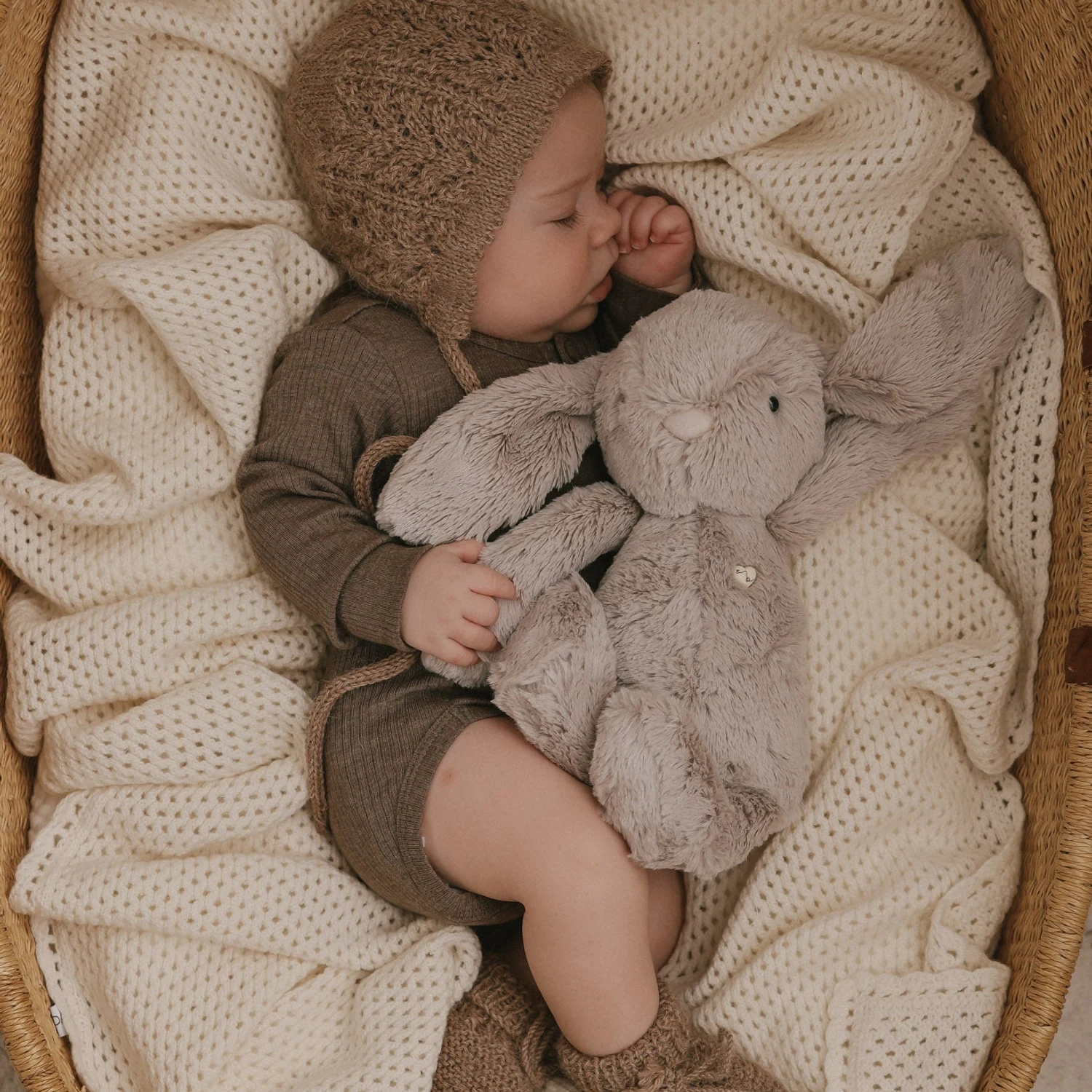 Snuggle Bunnies - Plush Penelope  - Beige