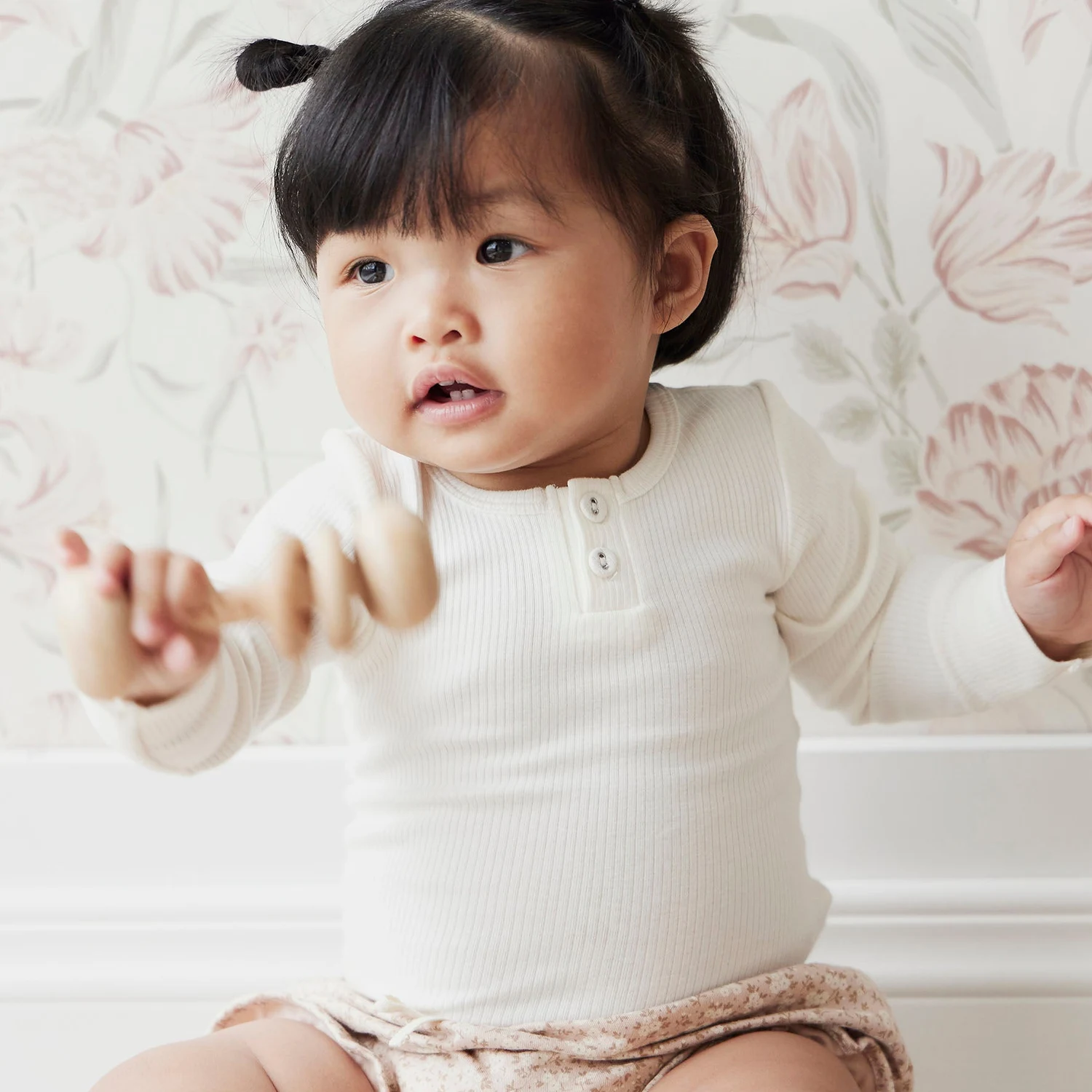 Organic Cotton Fine Rib Long Sleeve Bodysuit - Milk