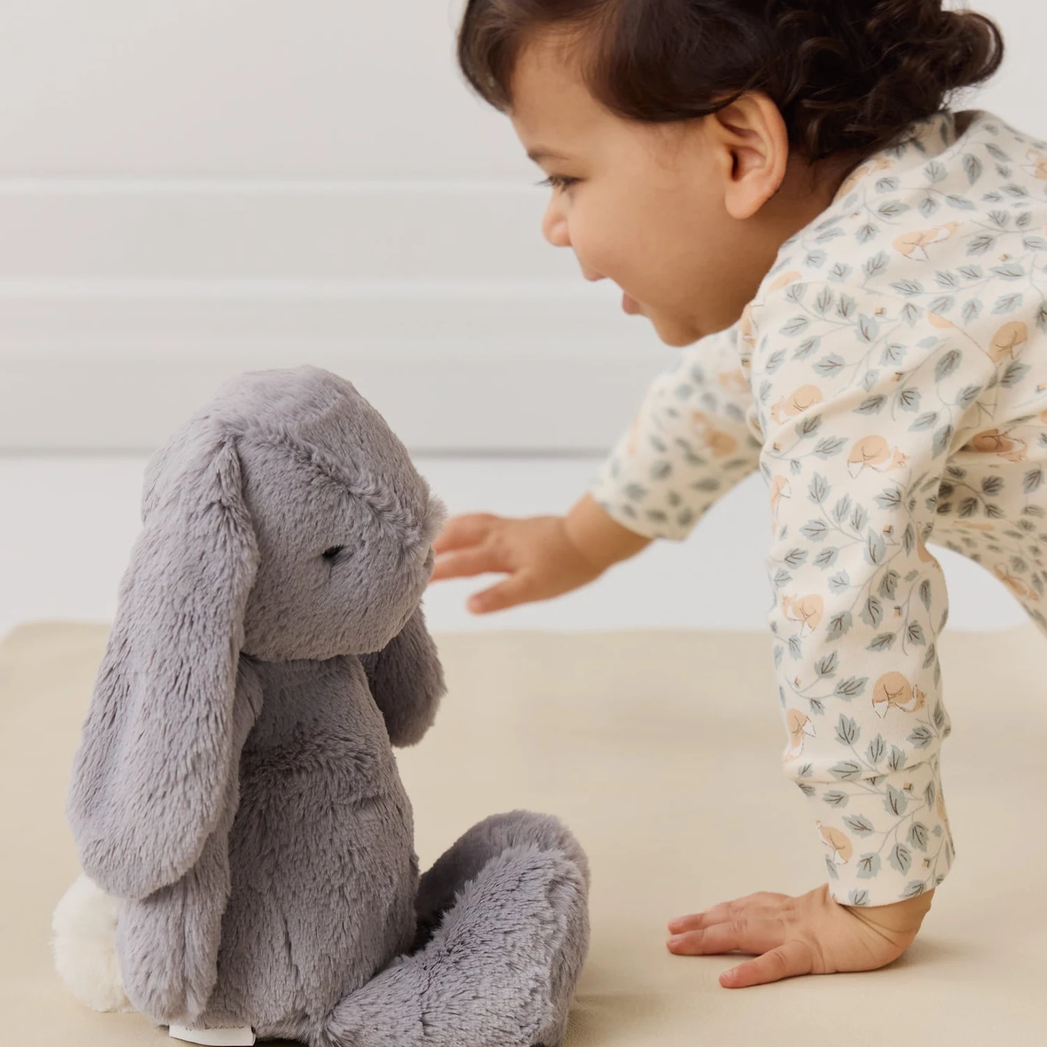 Snuggle Bunnies - Plush Penelope  - Silver