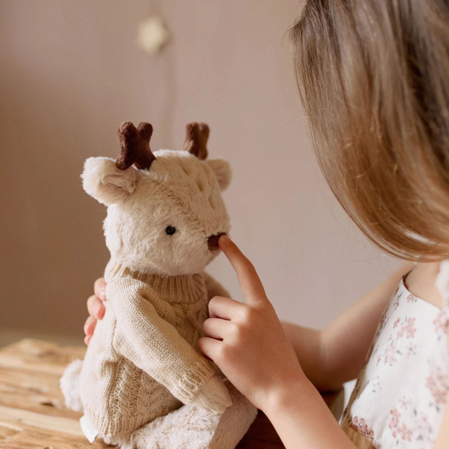 Snuggle Bunnies - Fable The Cosy Deer