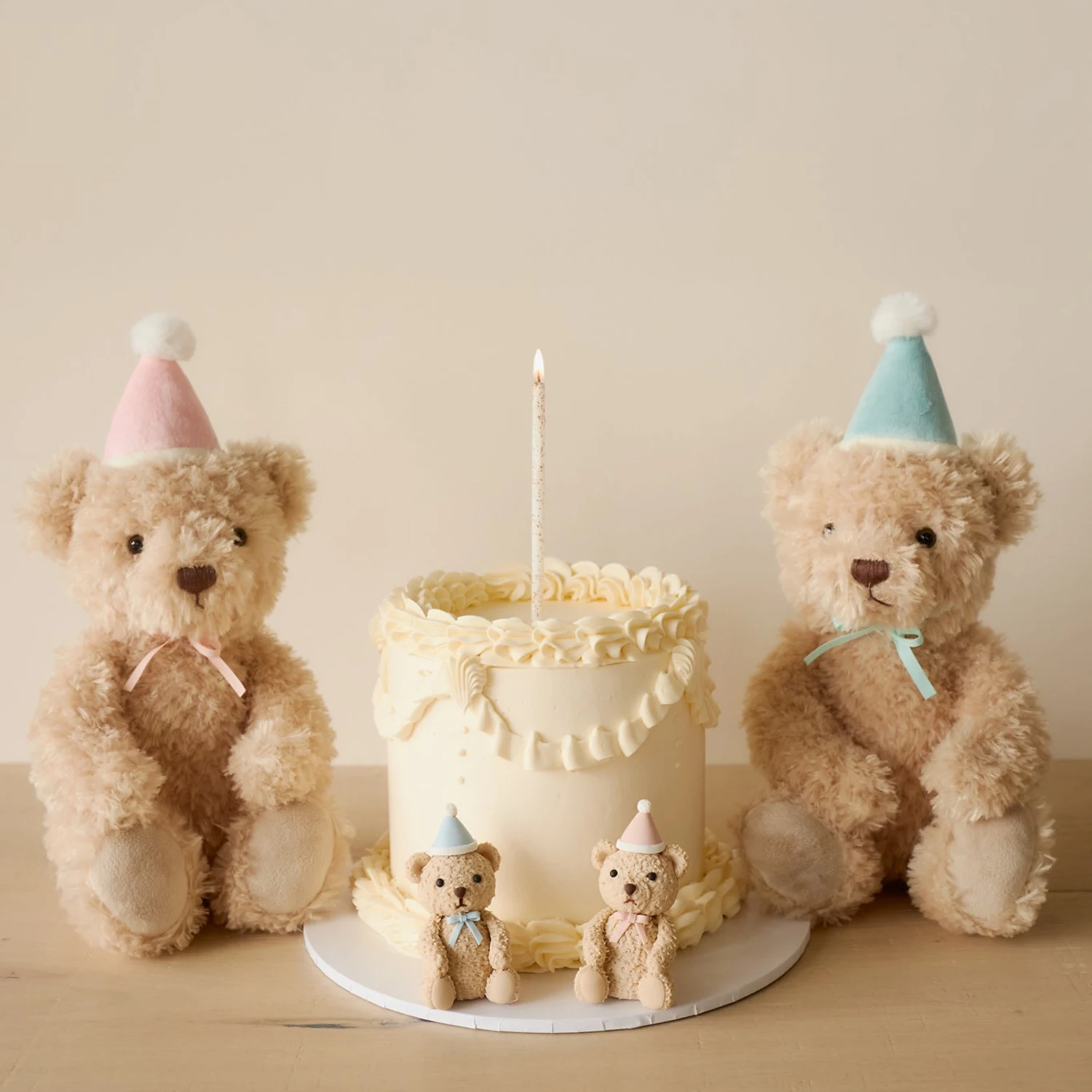 Snuggle Bunnies - Birthday Arthur - Sky