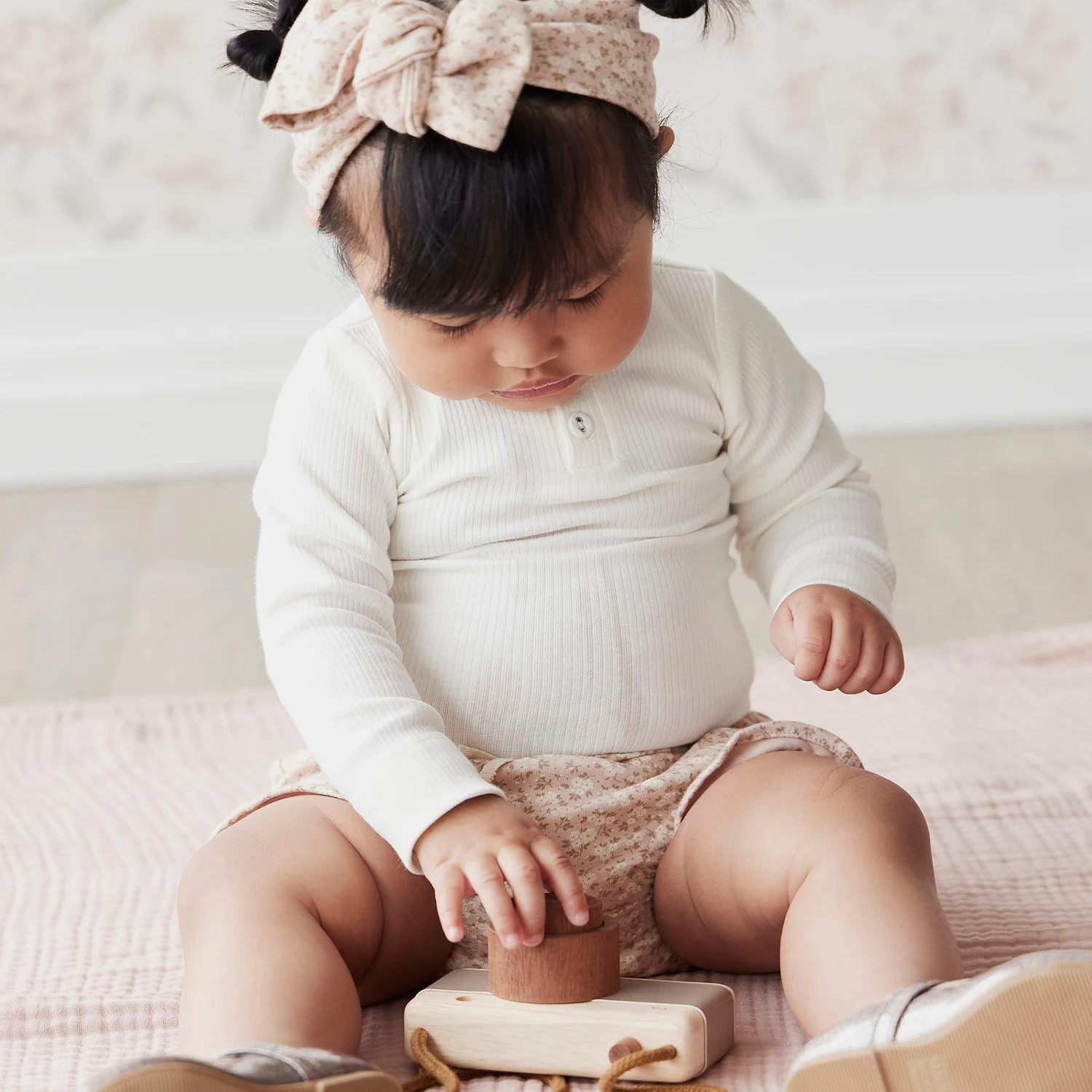 Organic Cotton Fine Rib Long Sleeve Bodysuit - Milk
