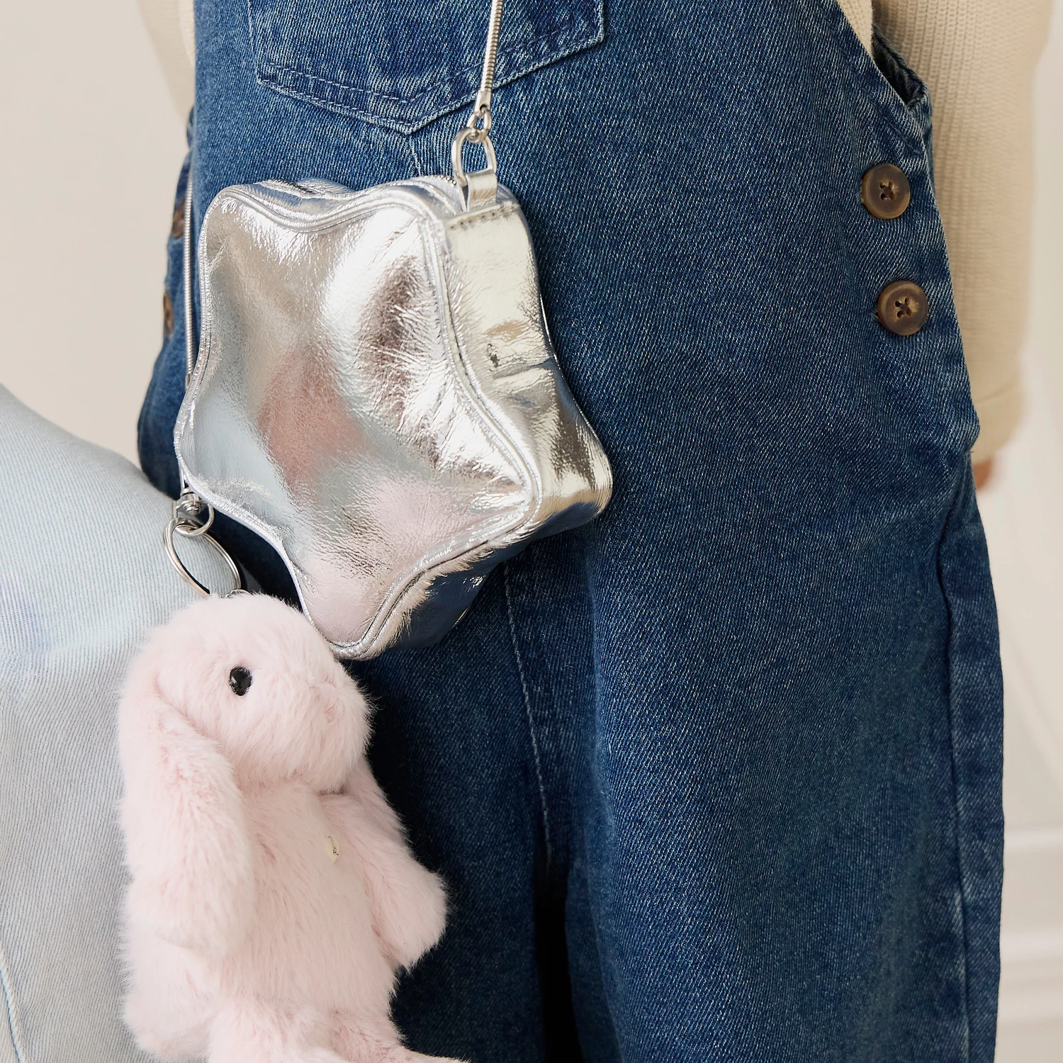 Snuggle Bunnies - Penelope Keyring - Blossom